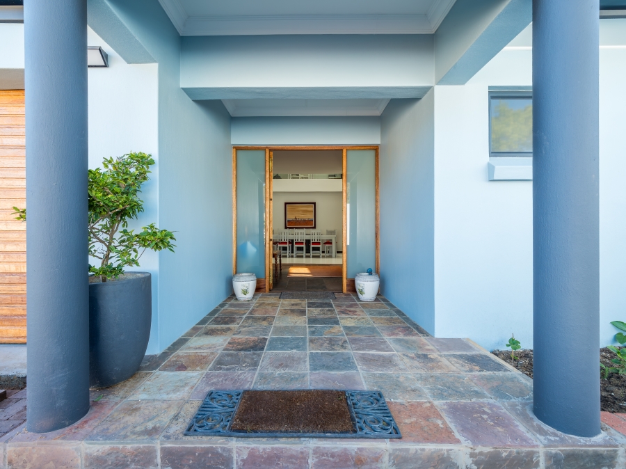 4 Bedroom Property for Sale in Rexford Western Cape